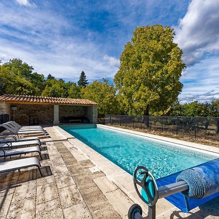 Villa Spacieuse Avec Jardin A Сеньон Экстерьер фото